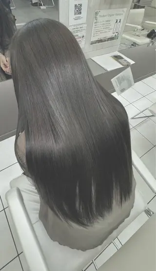 ロング カラー 成瀬スパイラル パーマ清水大隼のヘアスタイル
