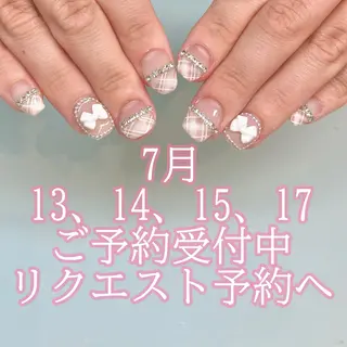 ネイル Ayaka 🧸☀️ 銀座/韓国ワンホンのネイルデザイン