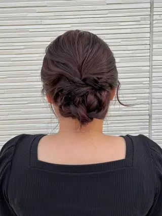 セミロング カラー ヘアアレンジ 栗林 姫花のヘアスタイル