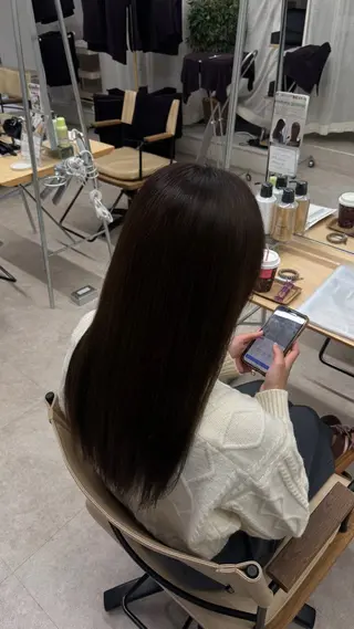ロング カラー 河野 愛莉のヘアスタイル