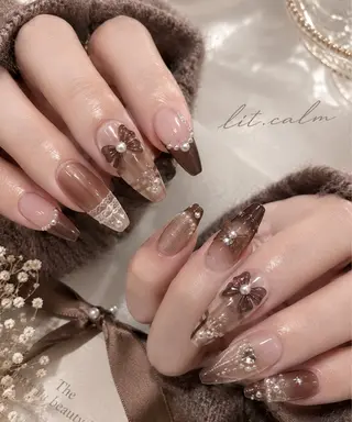 ネイル lit. calm 代々木のネイルデザイン