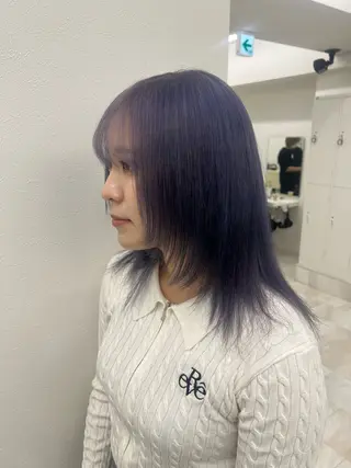 セミロング リコ 渋谷 ハッシュカットのヘアスタイル
