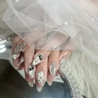 ネイル LAVISHもも /大和駅徒歩1分🐾のネイルデザイン