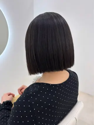 ショート 【aini天王寺】 𝐚𝐢𝐫𝐢✂︎のヘアスタイル
