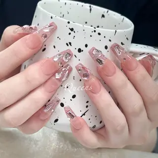 ネイル Queens テイのネイルデザイン