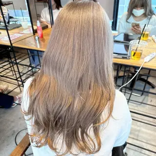 ロング ダブルカラーベージュ 新潟/万代/髙橋魁真のヘアスタイル