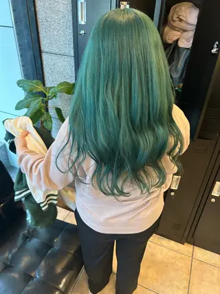 ロング カラー 西田辺/ タカスナオヤのヘアスタイル