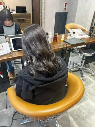 ロング 天王町×韓国レイヤー 髪質改善 佐藤友茉のヘアスタイル