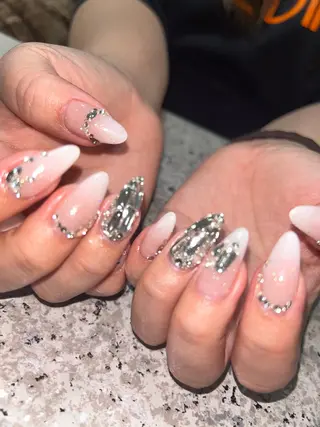 ネイル nailroom sb𓈒𓂂𓏸のネイルデザイン
