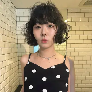 ショート カラー ヘアアレンジ MIYU/ケアブリ ーチカラー／デザインのヘアスタイル
