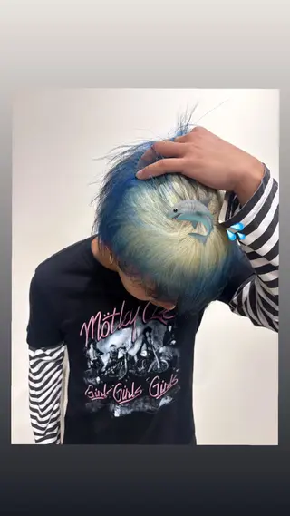 ショート カラー メンズ ヨシノ マナウのヘアスタイル