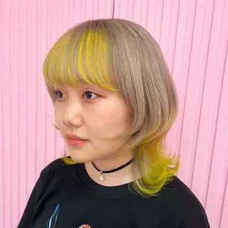 ミディアム カラー ELU.☁️ ARIのヘアスタイル
