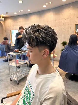 ショート カラー パーマ メンズ 🔥メンズカラー🔥 セヤシュウヘイのヘアスタイル