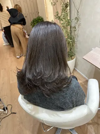 ミディアム 巻ける髪質改善🫧ハ イライト/永田汰伊智のヘアスタイル