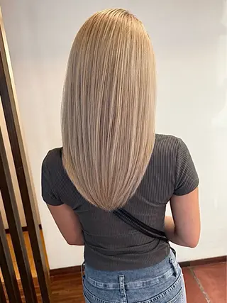 ロング カラー 田室 和幸のヘアスタイル