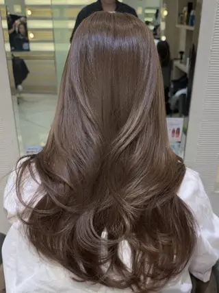 ロング カラー 艶髪/似合わせ/ ブリーチなし🫧のヘアスタイル