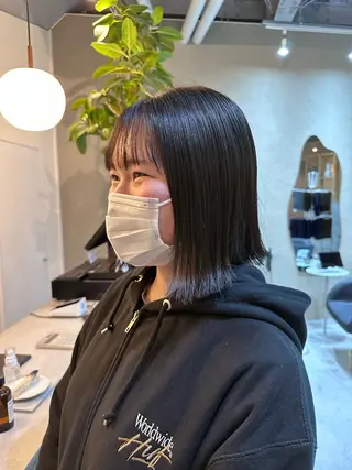 ミディアム Shiro RENのヘアスタイル