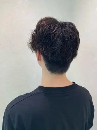 ショート カラー パーマ メンズ ハイトーンカラー🤍 山下 優華のヘアスタイル