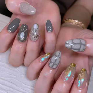 ネイル 【カメレオン】 上村 祥子のヘアスタイル