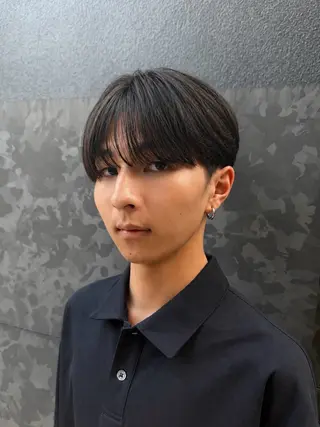 パーマ メンズ 梅田/センターパート 山下学偉のヘアスタイル
