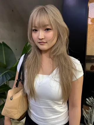 ロング レイヤーカット\ウル フ　chinatsuのヘアスタイル