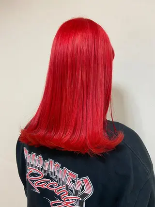 カラー Ashanti 有川のヘアスタイル