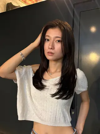ロング レイヤーカット🎀 NANAHAのヘアスタイル
