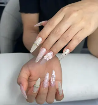 ネイル REI NAIL1のネイルデザイン