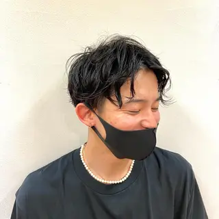 パーマ メンズ ショート/ウルフ ハイトーン/カイセイのヘアスタイル