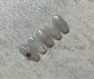 ミディアム Daifuku nailsのネイルデザイン