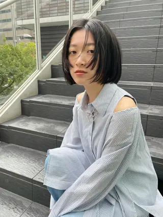ショート レイヤースタイル⭐️ 村上のヘアスタイル