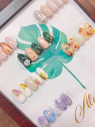 ネイル レイレア ネイルルームのネイルデザイン