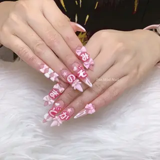 ネイル Pio Mielのネイルデザイン