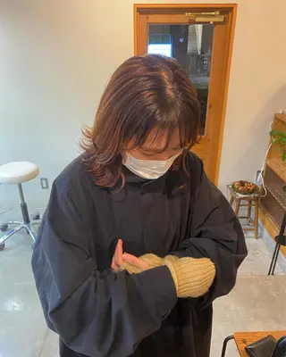 ミディアム カラー ムナカタ アカリのヘアスタイル