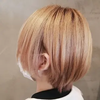 ショート カラー 傷ませないブリーチ 美容師🎉内山のヘアスタイル