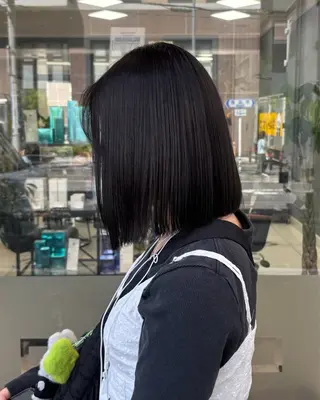 ショート カラー 艶髪カラー /月のヘアスタイル