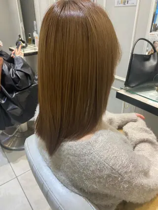 セミロング 美髪矯正透明感カラー 江川 和輝のヘアスタイル