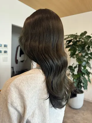 カラー ma hiのヘアスタイル