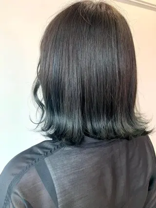 ミディアム カラー 坂 瑞希のヘアスタイル