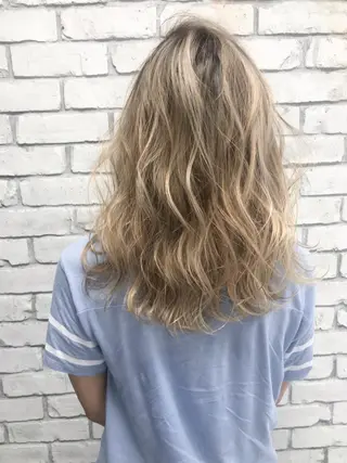 セミロング カラー welring hair salonのヘアスタイル
