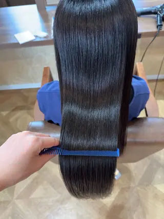 ロング ダメージレス矯正 髪質改善  カンタのヘアスタイル
