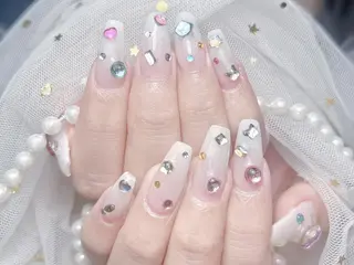 ネイル リリ 奈🎀のネイルデザイン
