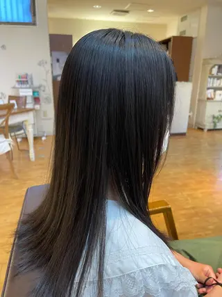 ロング 梶谷 和希のヘアスタイル