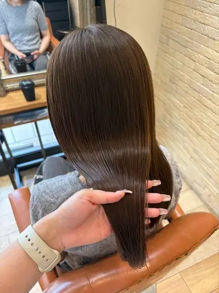 セミロング カラー しおり🍬 KOKORO🤍のヘアスタイル