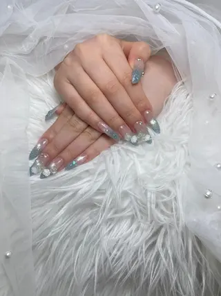 ネイル 🌈 Laule'aのネイルデザイン