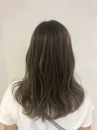 ロング 末石 智のヘアスタイル