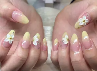 ネイル ETE LUNA NAILのネイルデザイン