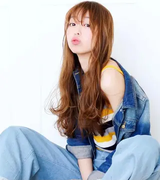 ロング カラー 【Lei】橋本孝太 レイヤー・美髪矯正のヘアスタイル