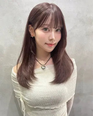 カラー londnaitre 乙川友杏のヘアスタイル
