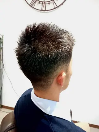 ショート メンズ メンズのカットモデル 探してます🥺✨磯田のヘアスタイル